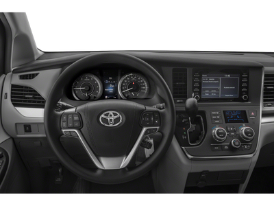 2019 Toyota Sienna XLE 8 Passenger