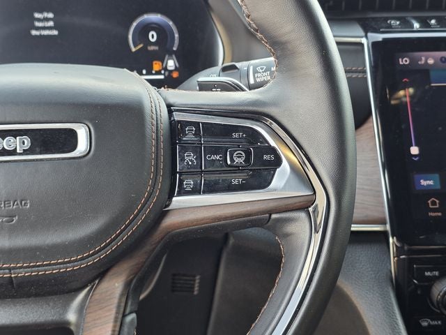 2023 Jeep Grand Cherokee Summit
