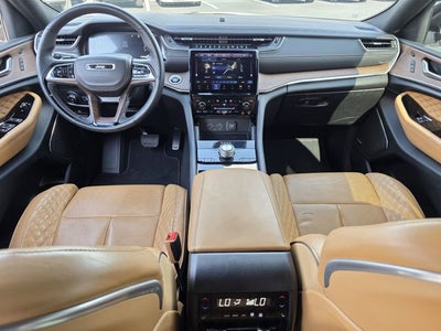 2023 Jeep Grand Cherokee Summit