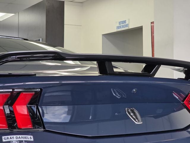 2025 Ford Mustang Dark Horse