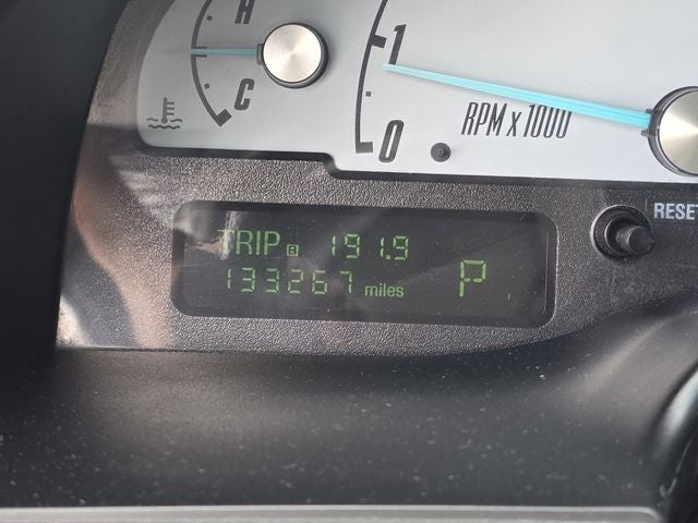 2002 Ford Thunderbird Base