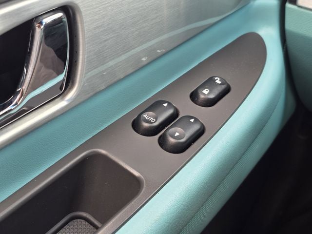 2002 Ford Thunderbird Base