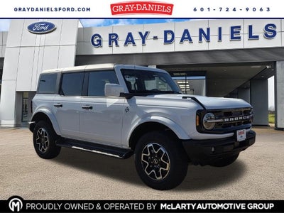 2026 Ford Bronco Outer Banks