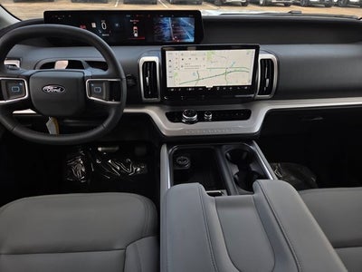2027 Ford Expedition Active