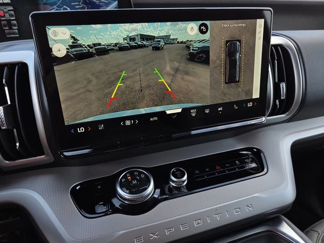 2027 Ford Expedition Active