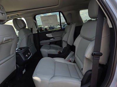 2027 Ford Expedition Active