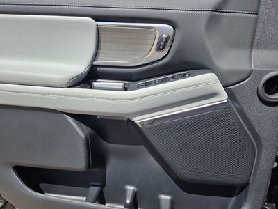 2027 Ford Expedition Platinum