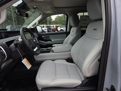 2027 Ford Expedition Platinum
