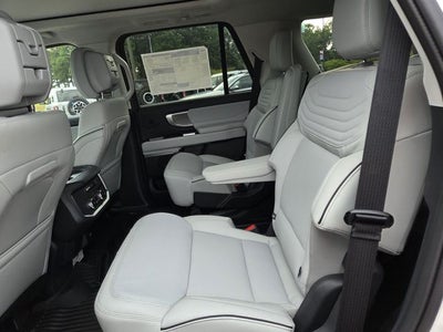 2027 Ford Expedition Platinum