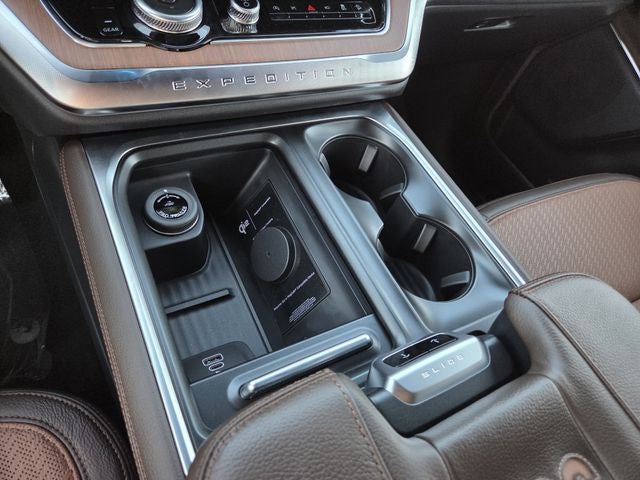 2027 Ford Expedition King Ranch
