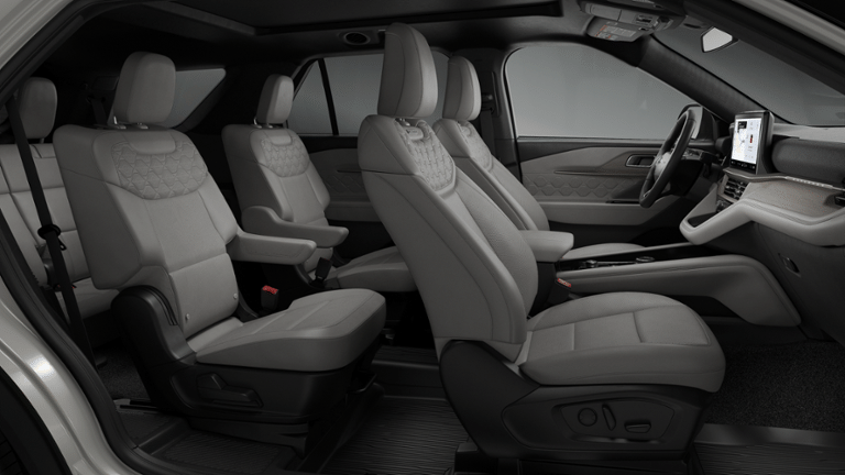 2027 Ford Explorer Platinum In-Transit