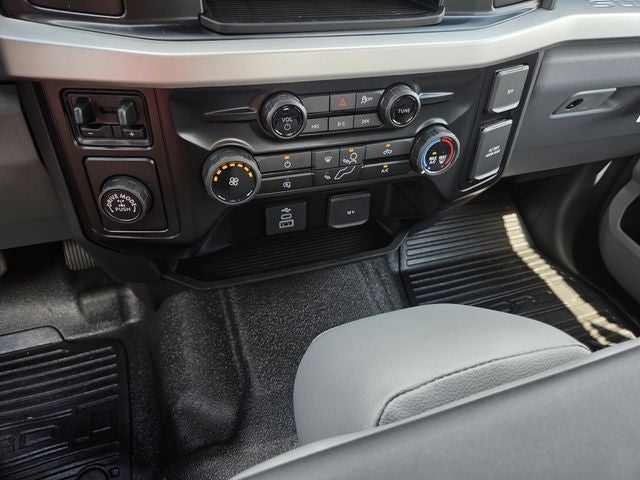 2027 Ford F-250SD XL