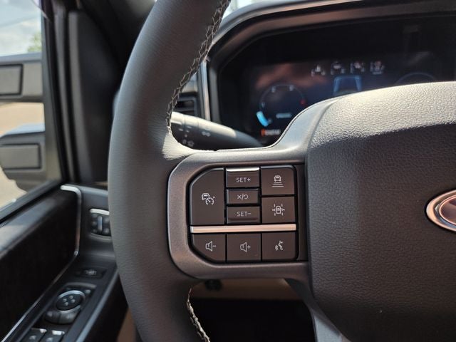 2026 Ford F-350SD Lariat DRW