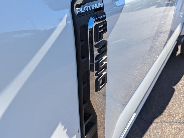 2026 Ford F-350SD Platinum DRW