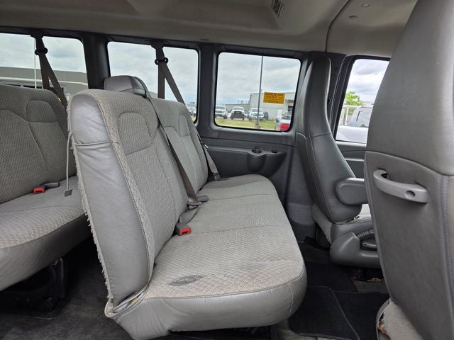 2018 Chevrolet Express 3500 LT Passenger
