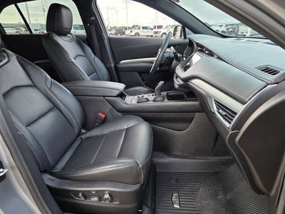 2023 Cadillac XT4 Premium Luxury