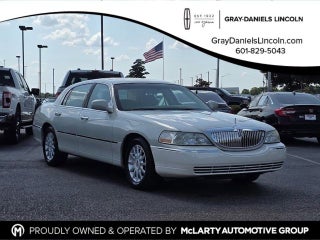 2006 Lincoln Town Car Signature