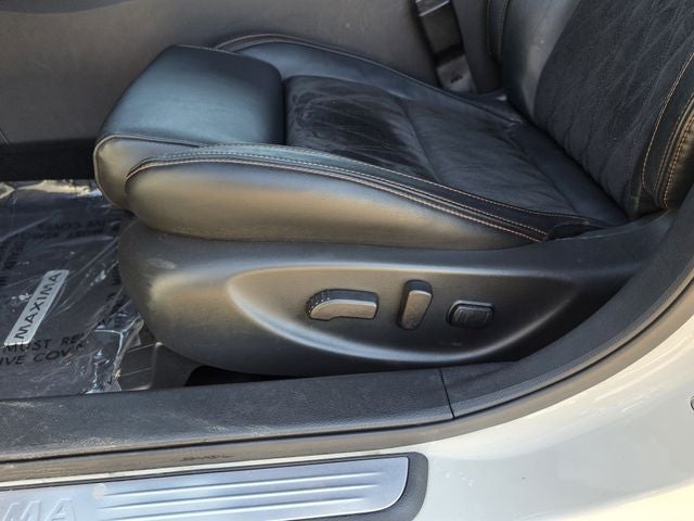 2023 Nissan Maxima SR