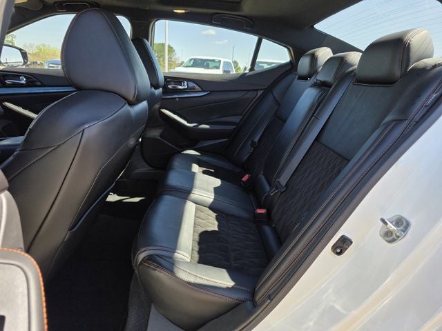 2023 Nissan Maxima SR