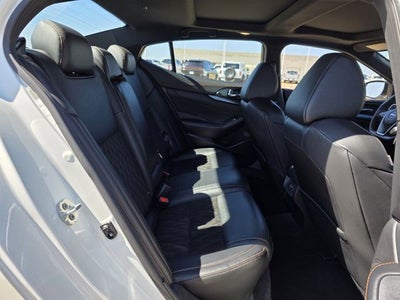 2023 Nissan Maxima SR