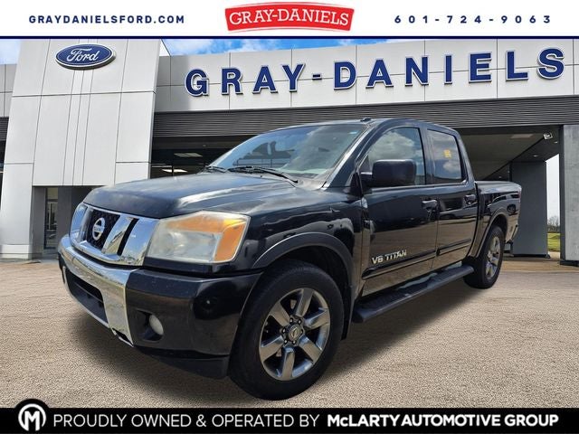 2015 Nissan Titan SV