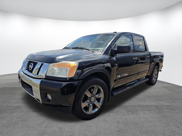 2015 Nissan Titan SV