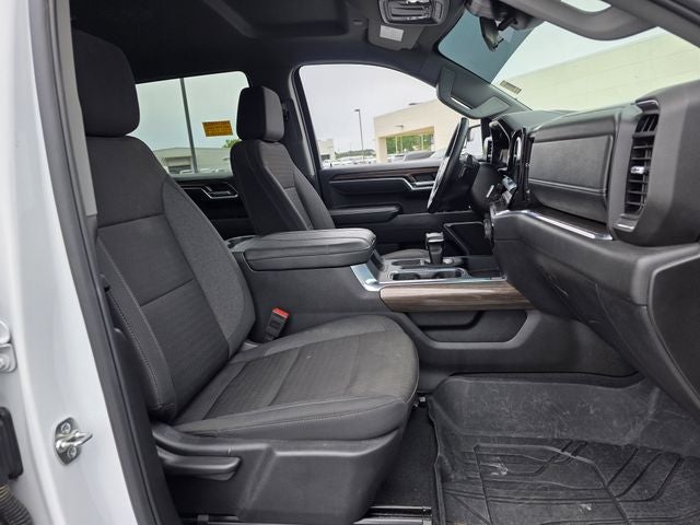 2025 Chevrolet Silverado 1500 LT LT1
