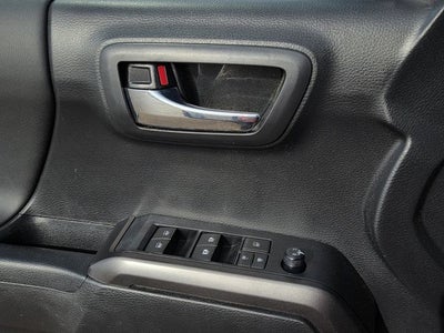 2022 Toyota Tacoma TRD Sport V6