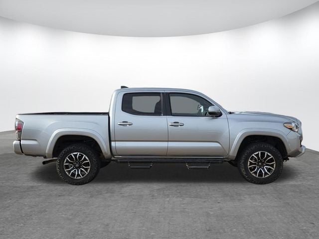 2022 Toyota Tacoma TRD Sport V6