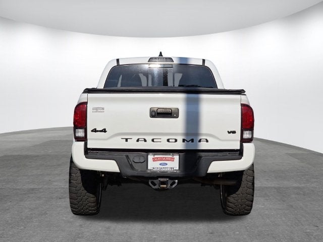 2022 Toyota Tacoma SR5 V6