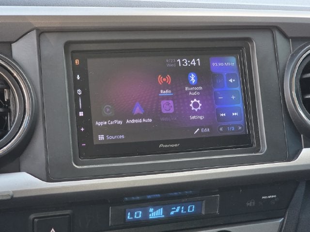 2022 Toyota Tacoma SR5 V6
