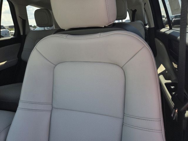 2027 Lincoln Aviator Premiere