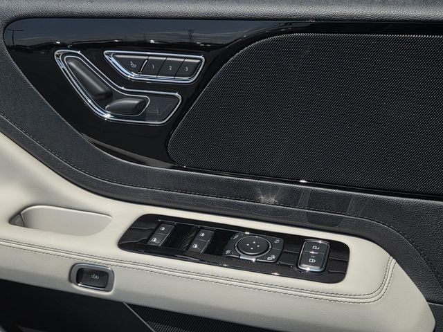 2027 Lincoln Aviator Premiere