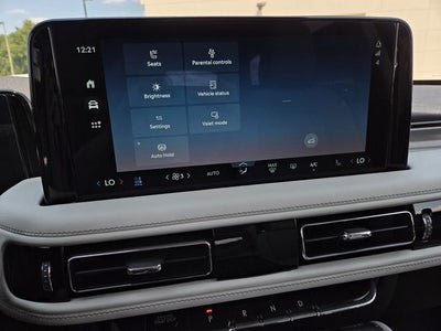 2027 Lincoln Aviator Premiere