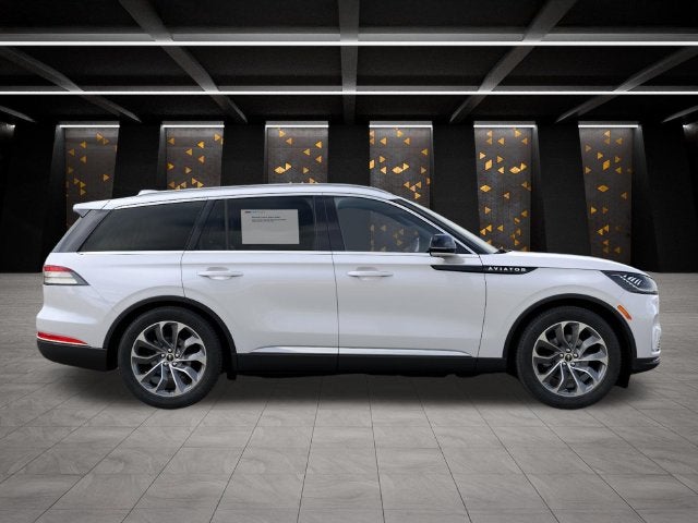 2027 Lincoln Aviator Premiere