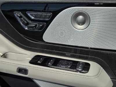 2027 Lincoln Aviator Reserve