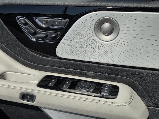 2027 Lincoln Aviator Reserve