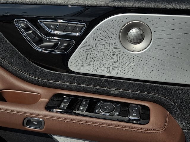 2027 Lincoln Aviator Reserve