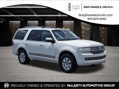 2014 Lincoln Navigator Base