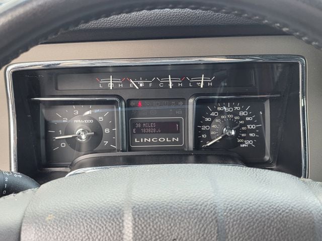 2014 Lincoln Navigator Base