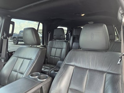 2014 Lincoln Navigator Base