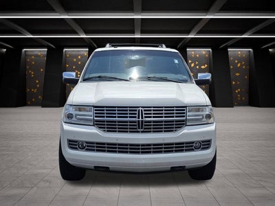 2014 Lincoln Navigator Base