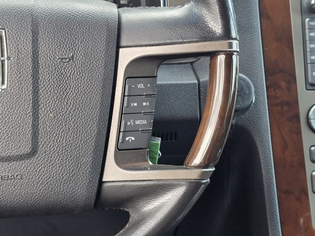 2014 Lincoln Navigator Base