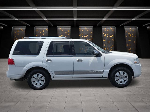 2014 Lincoln Navigator Base