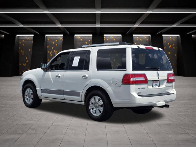 2014 Lincoln Navigator Base