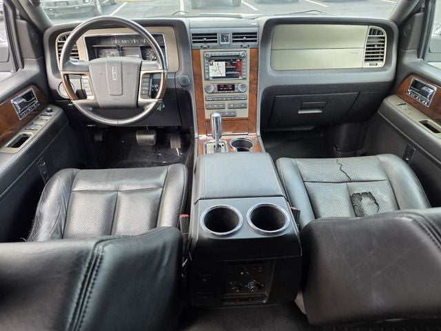 2014 Lincoln Navigator Base