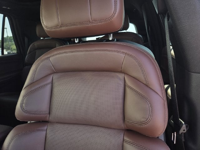 2027 Lincoln Navigator Reserve