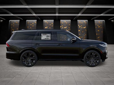 2027 Lincoln Navigator Reserve