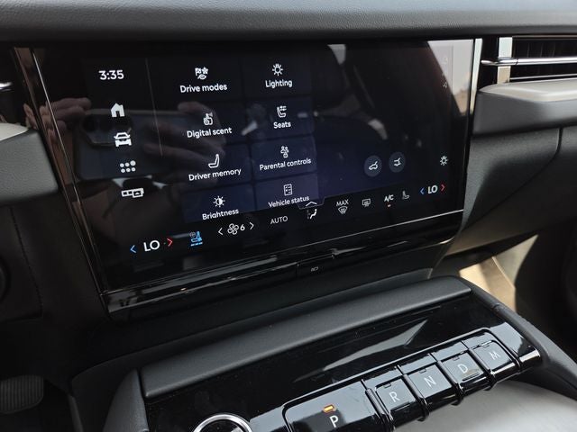 2027 Lincoln Navigator Reserve