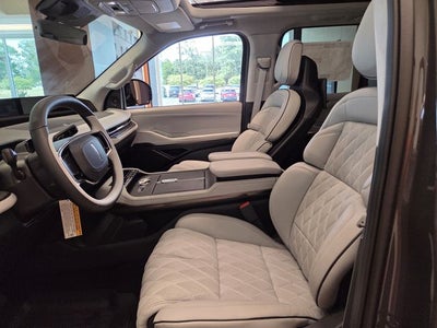 2027 Lincoln Navigator Black Label